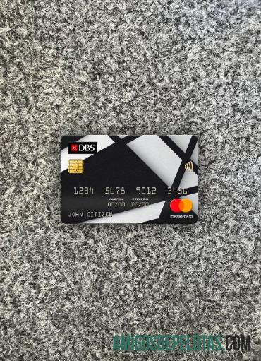 Frente Photolook do Singapore DBS Bank Mastercard exemplo